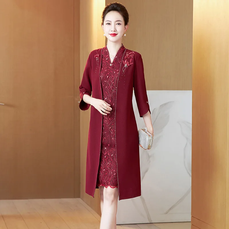 Yourqipao Chinese Mother of the Bride Dresses Cheongsams Burgundy Knee Long Sleeves Embroidered Lace Evening Prom Party Gowns