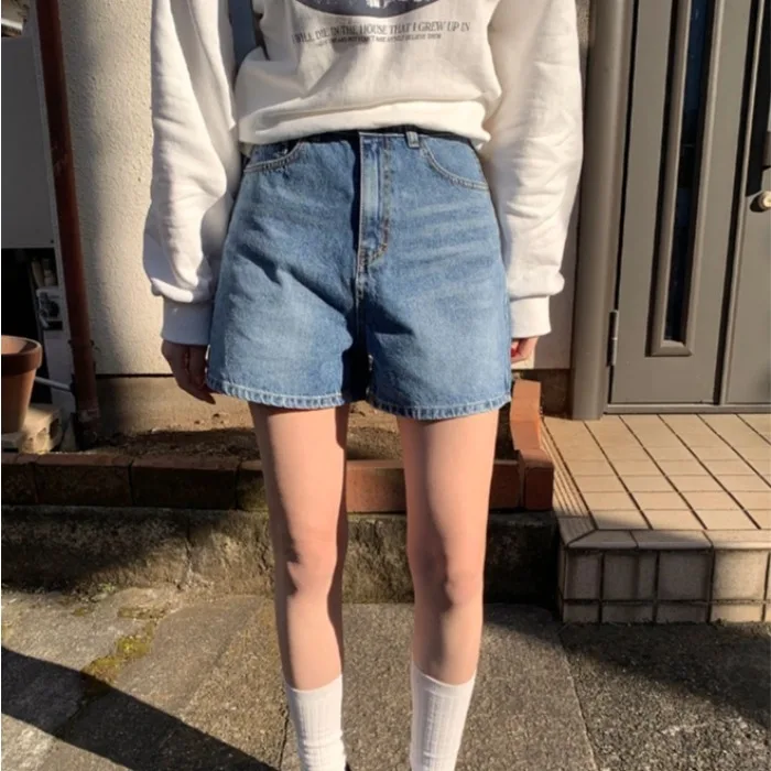 

Womens Washed Denim Short Pants Summer New Fashion Retro Style Ribbon Print Korean Design Natural Waist Straight Leg Jeans