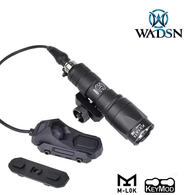 Latarka taktyczna Surefir SF M300 M600 lekka axona przełącznik Fit broni 20mm Picatinny MLOK KEYMOD Rail Airsoft Hunting Gun lampa