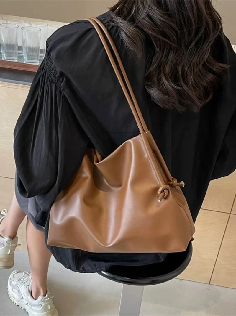 New Tote Bag Women Large Capacity Commuter Handbag Spring Summer Bow Shoulder Bag Solid Color Going Out Bag