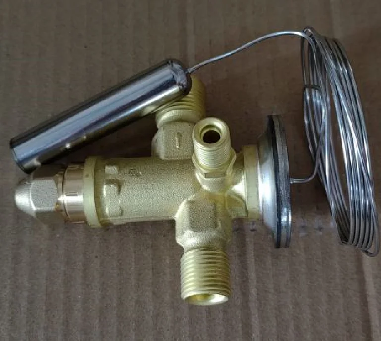 Bus Air Conditioning Systems Thermostat Expansion Valve TGE R134a / R513A 067N7177