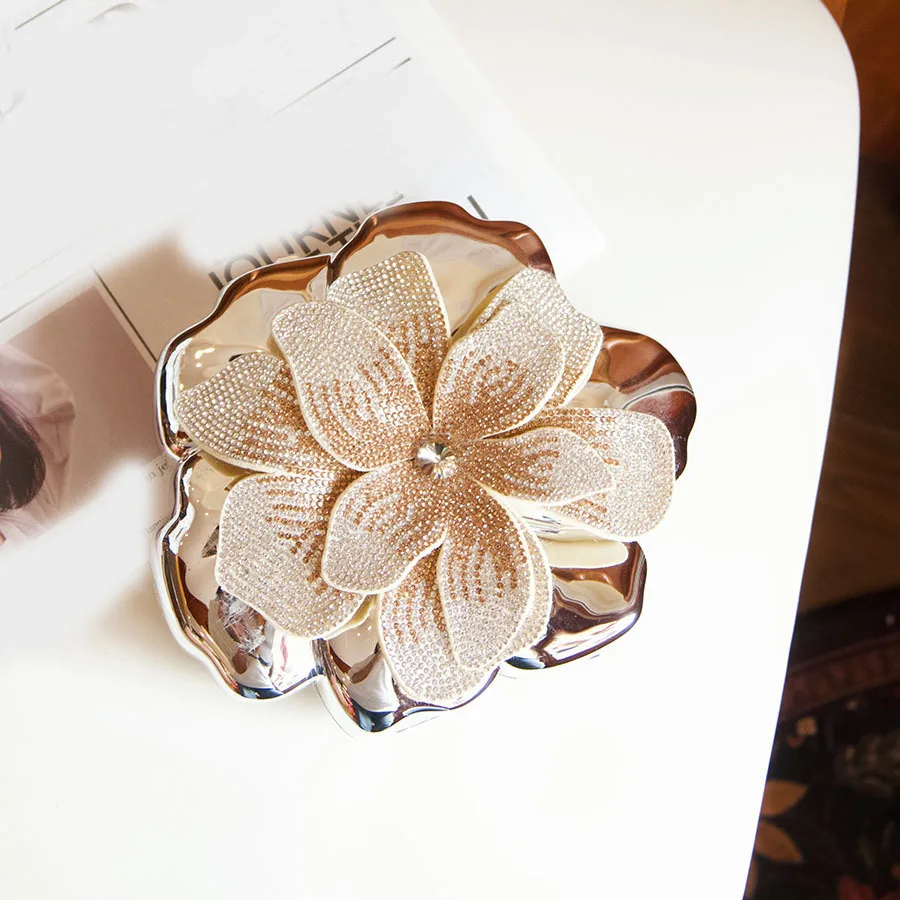 Novelty Flower Rhinestone Evening Purse, High-End 3D Flower Acrylic Clutch, Glamorous Crossbody Handbag for Formal Events view 4