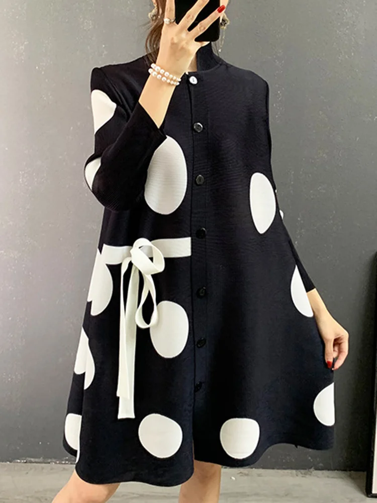 

Miyake Dot Print Pleated Dress Female 2023 Spring Stand Collar Single Breasted Drawstring Festival Clothing Women Elegant