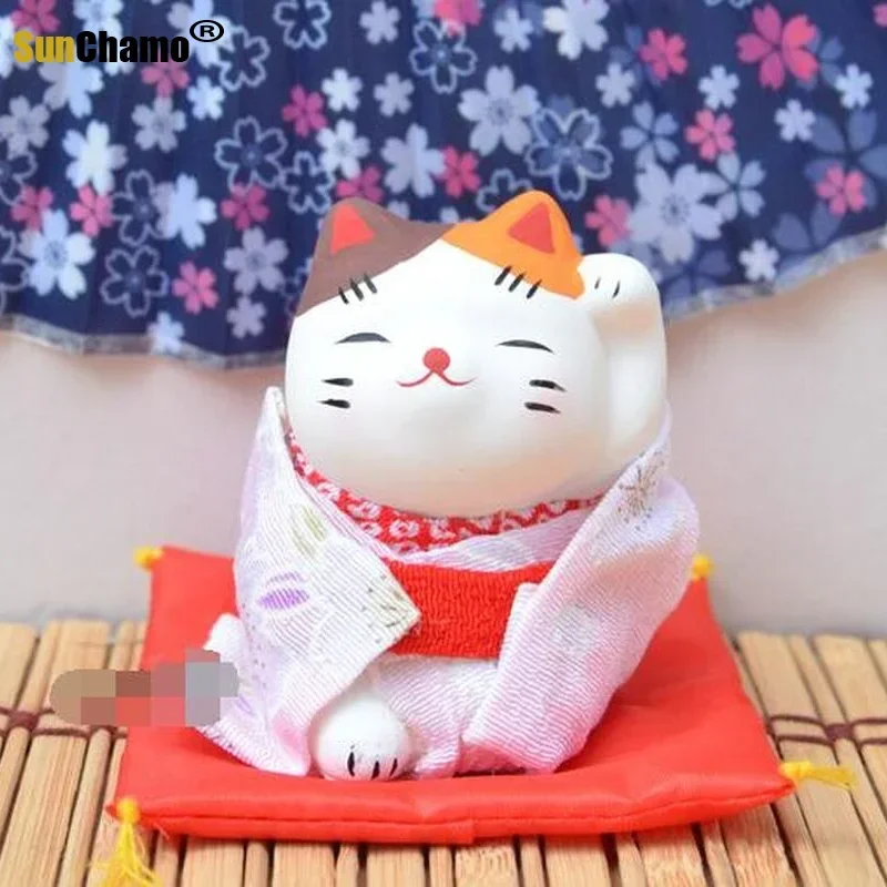 Mini Cute Japanese Kimono Lucky Cat Car Ornaments Housewarming Wedding Gift Maneki Neko Home Decoration Craft  Home Decor