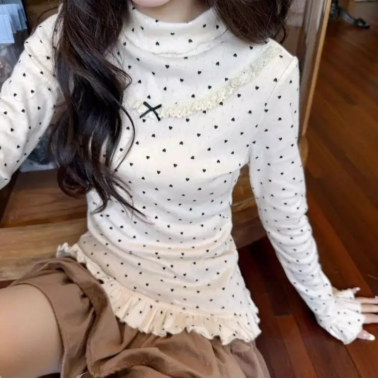 

Японская футболка с длинными рукавами и кружевным бантом с принтом Love, новая зимняя тонкая универсальная верхняя часть с высоким воротом