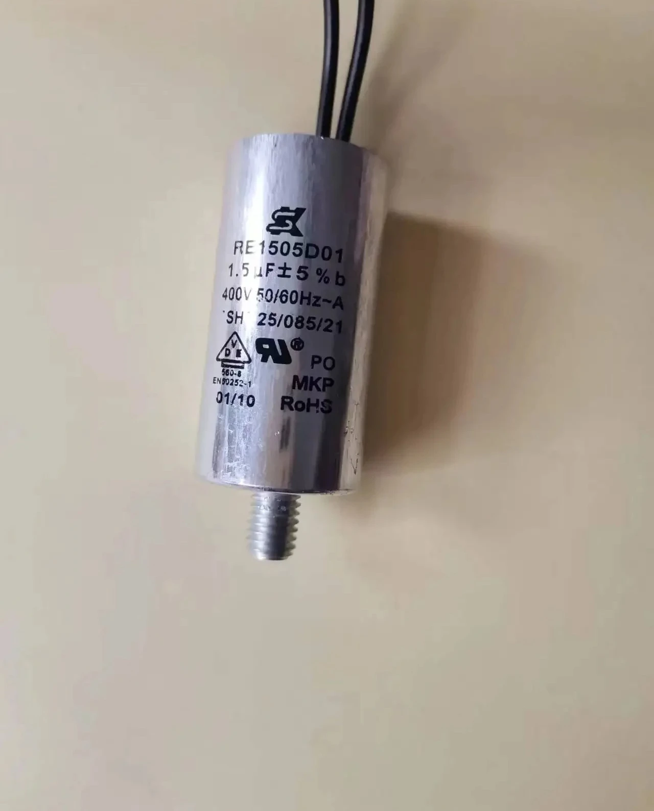 1PCS RE1505D01 W2E200 fan original inventory capacitor 1.5uf 400V