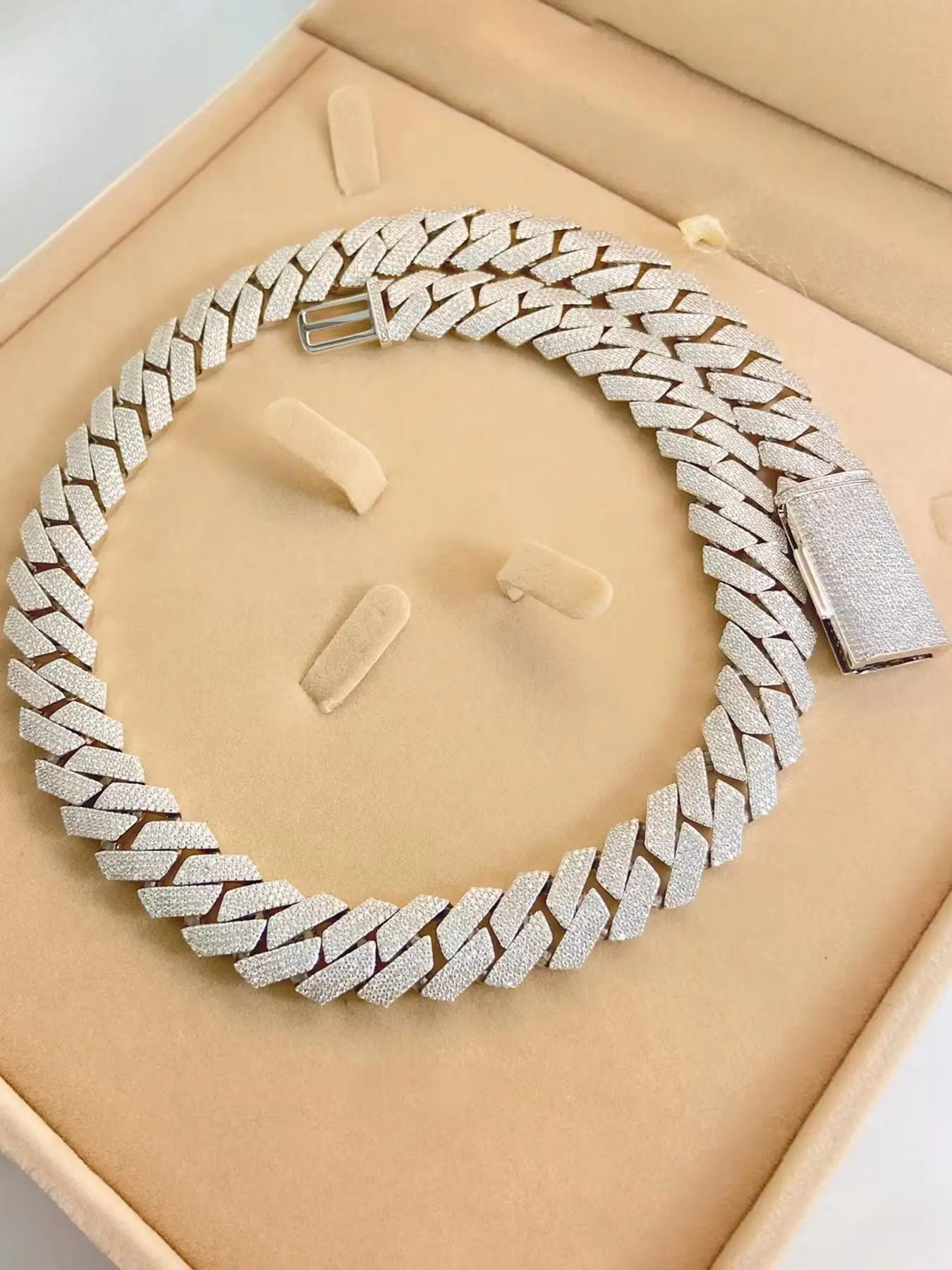 20Mm Row Silver Luxury High-end Hip-hop Cuban Chain, Hip-hop Full Diamond Necklace, Hip-hop Rapper Exclusive Necklace,