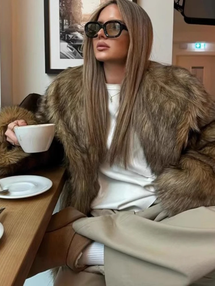 카키 라펠 숏 인조 퍼 재킷 오피스룩 여성용 털복숭이 폭스 퍼 재킷 플러피 스타일리쉬 플러시 코트 두꺼운 따뜻한 겨울 오버코트