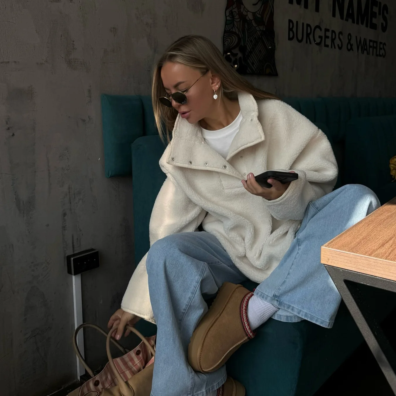 Autunno Inverno Nuovo Design Sense Giacca con risvolto tinta unita Top caldo con bottoni semplici e versatili da donna