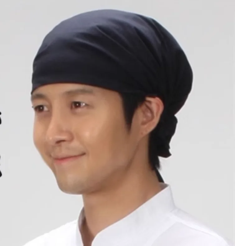 

Japanese and Korean Chefs and Waiters Work With oil Fume Proof Cloth Hats