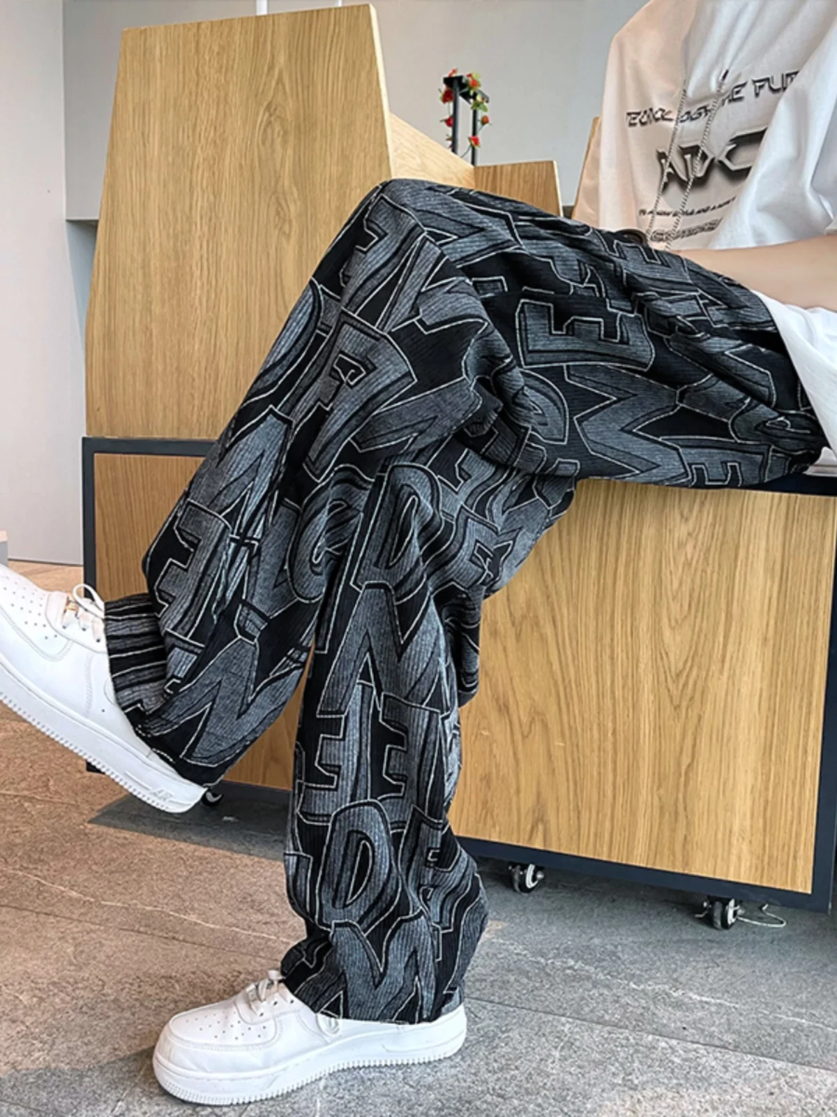 

Casual Men's Straight Leg Pants Spring Autumn Fashion Street Style Drapey Comfortable Loose Fit Harajuku Trousers