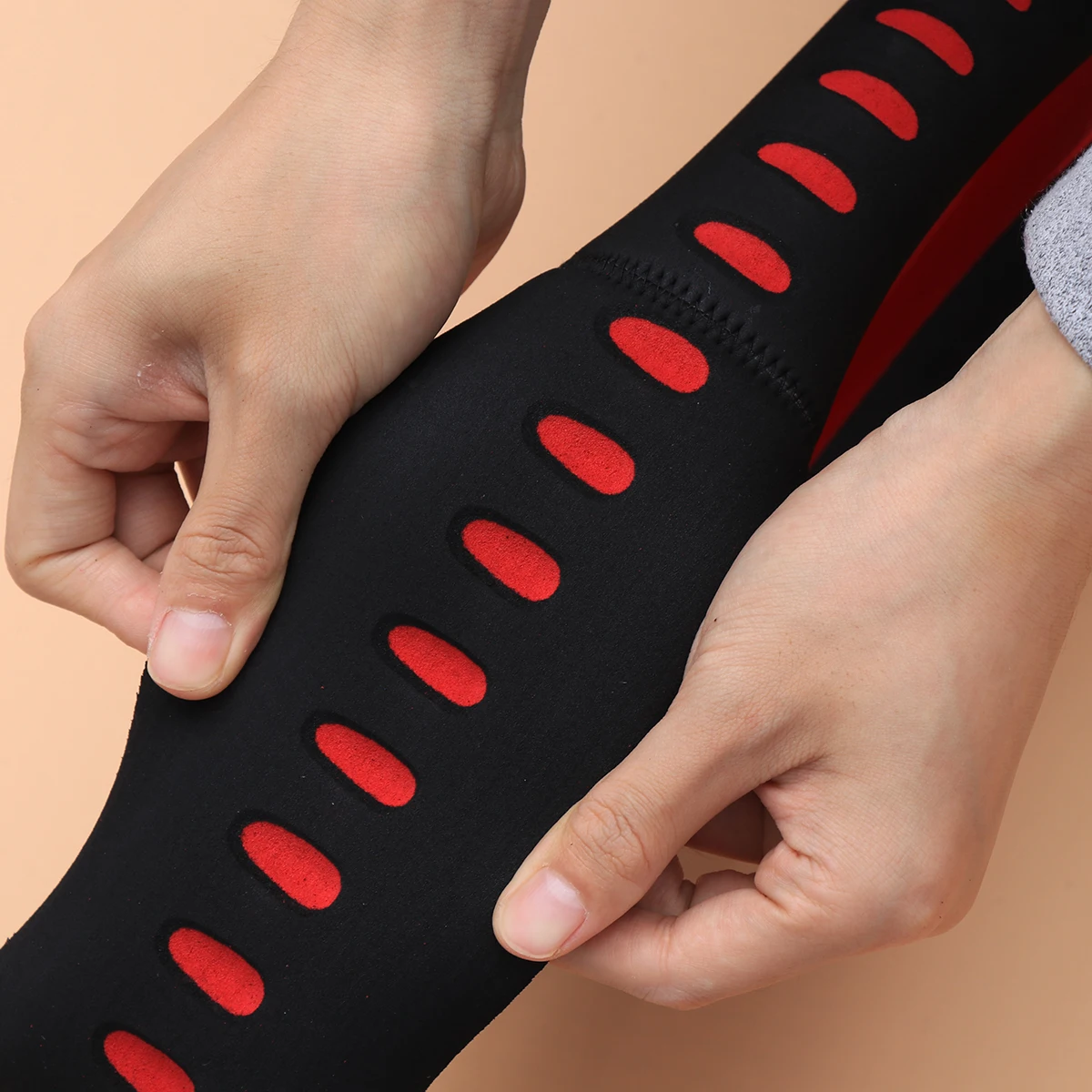 

38cm Universal Car Steering Wheel Protective Cover Anti-slip Elastic Steering Wheel Sleeve Cover (Red)