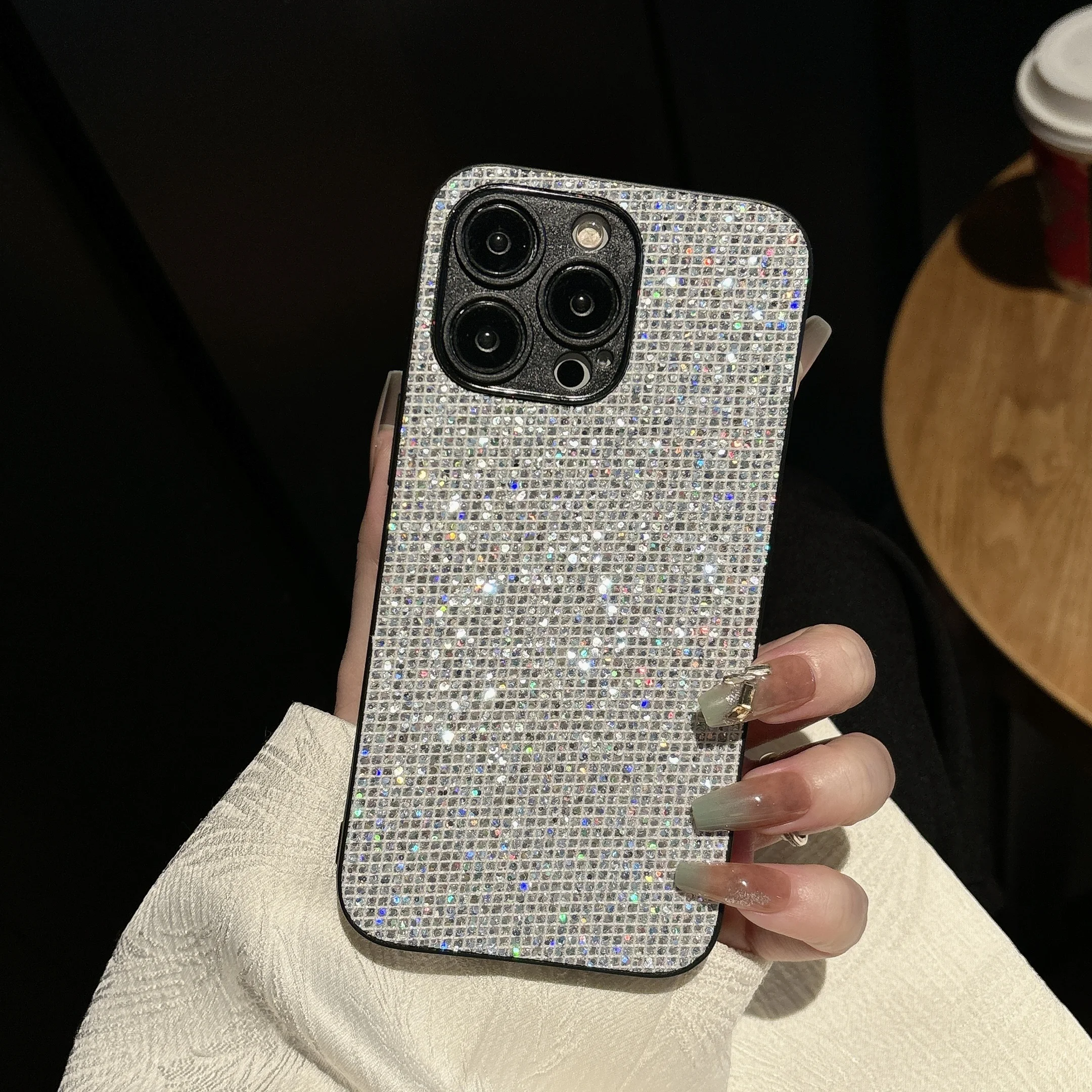 Luxuriöse Glitzer-Pailletten-Gittermuster Weiche Handyhülle für iPhone 16 15 14 13 12 11 Pro Max 16E X XS Plus Stoßfeste Schutzhülle – Detail 4