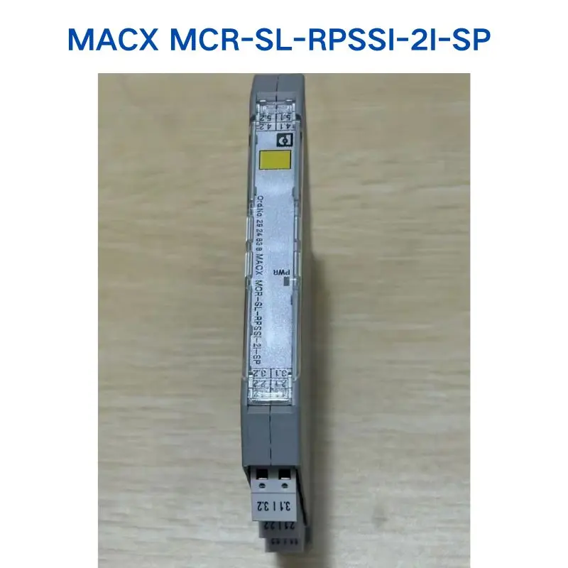 

Second-hand test OK PHOENIX isolator MACX MCR-SL-RPSSI-2I-SP 2924838