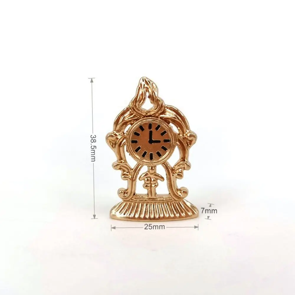 Escala 1:12 despertador 2 cores bolso europeu mini decoração de casa metal casa de bonecas brinquedo em miniatura decoração de casa de bonecas