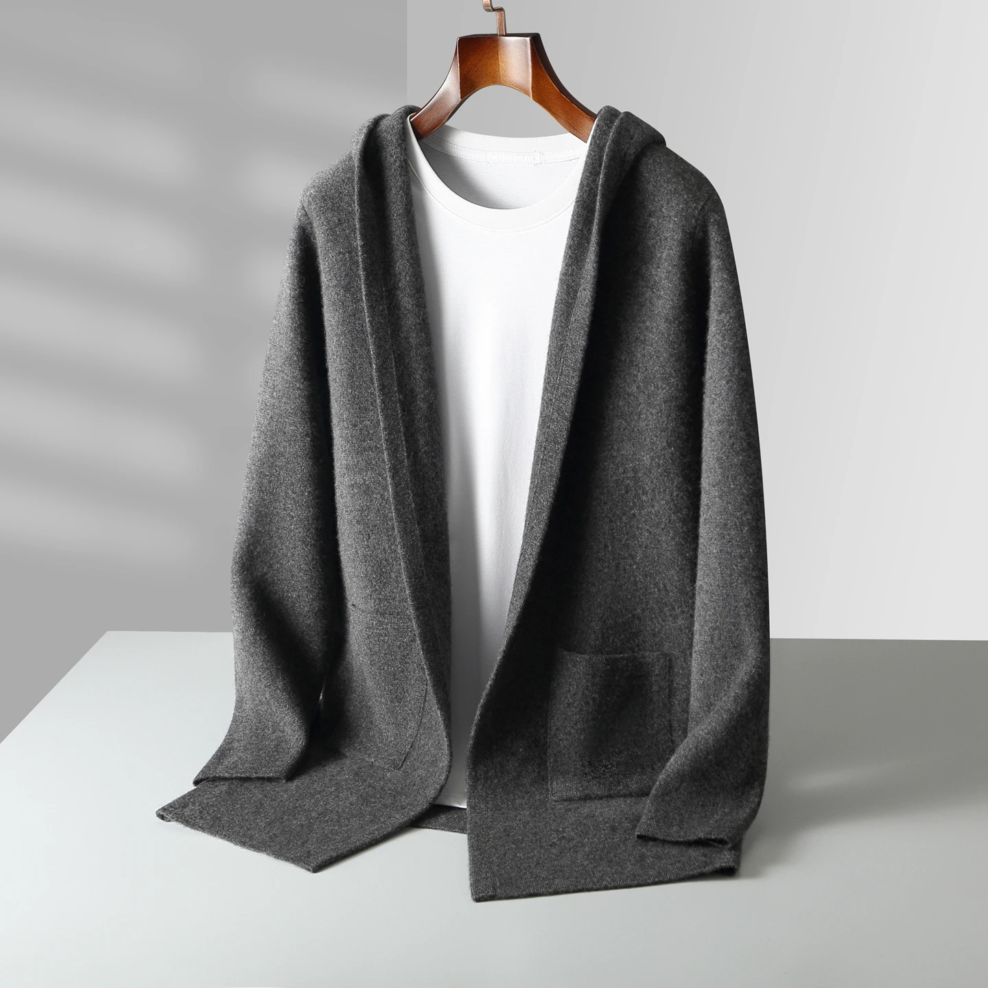 100% Pure Wool Men's Hooded Kn - Resin Vat recension och pris