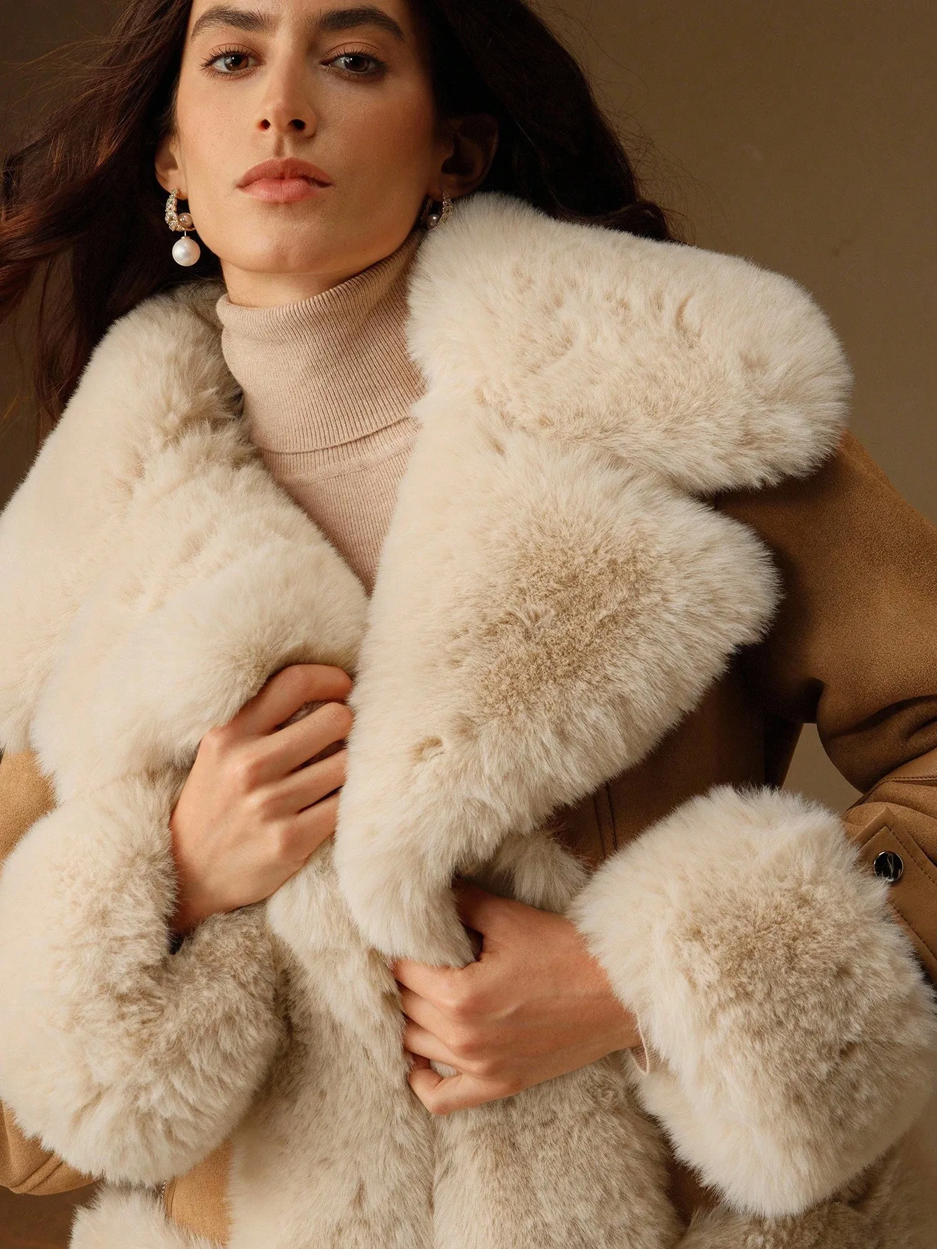 

Cream Faux Fur Trim Suede Jacket for Women, Winter Warm Outerwear