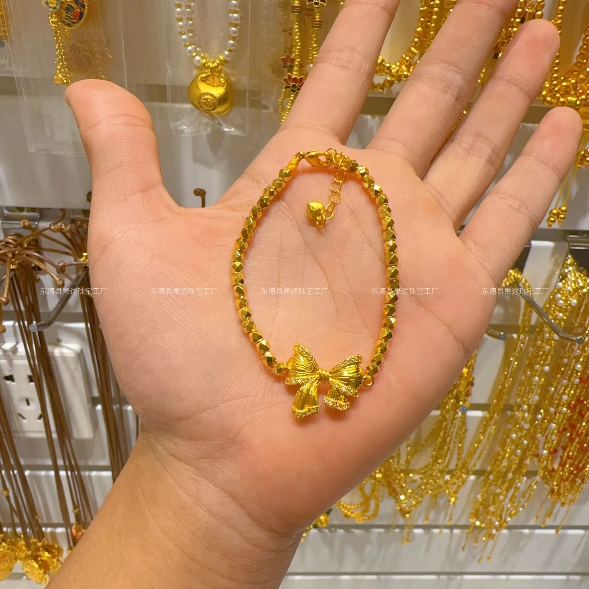 

Plated With Real Gold Preservation Ancient French Sand Gold Fugitive Princess Diamond Studded Bow High End Bracelet Girls Gift