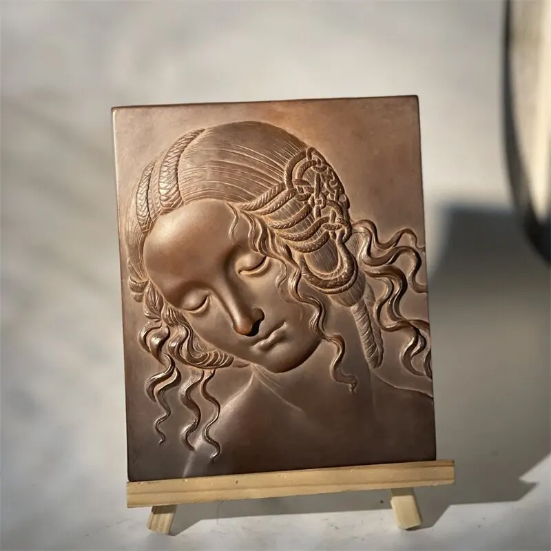 Reproduction of European Renaissance Leonardo da Vinci works Lida head relief home aesthetics studio art ornament