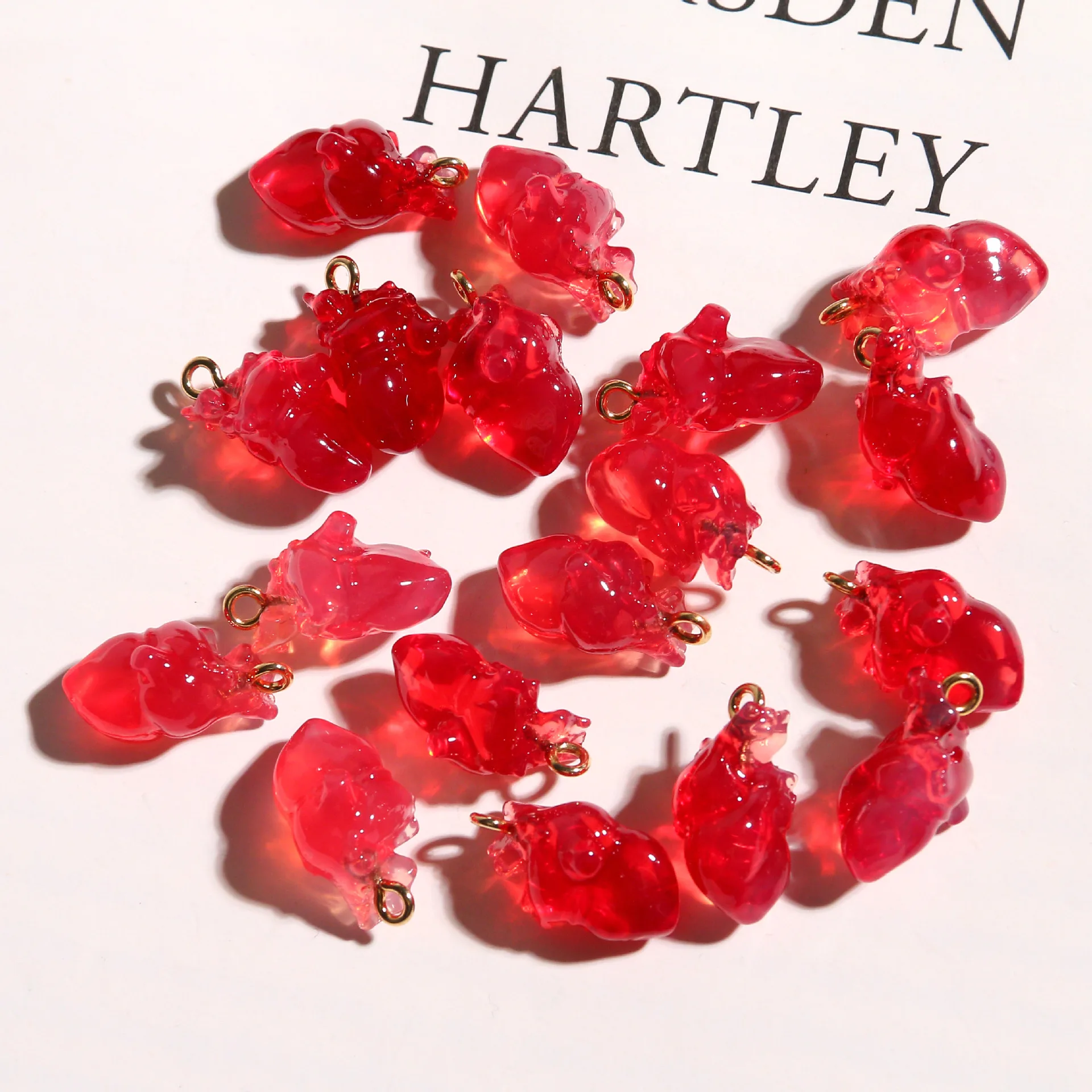 5pcs 3D Creative red heart-col - Resin Art Keychain ulasan dan harga