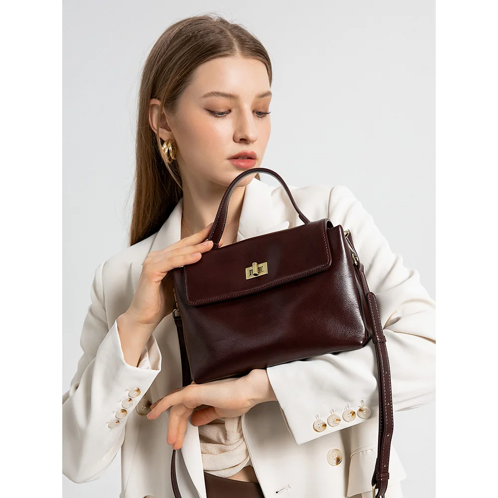 

Autumn and winter crossbody bag women's new high-end retro shoulder bag fashionable versatile commuting handbag