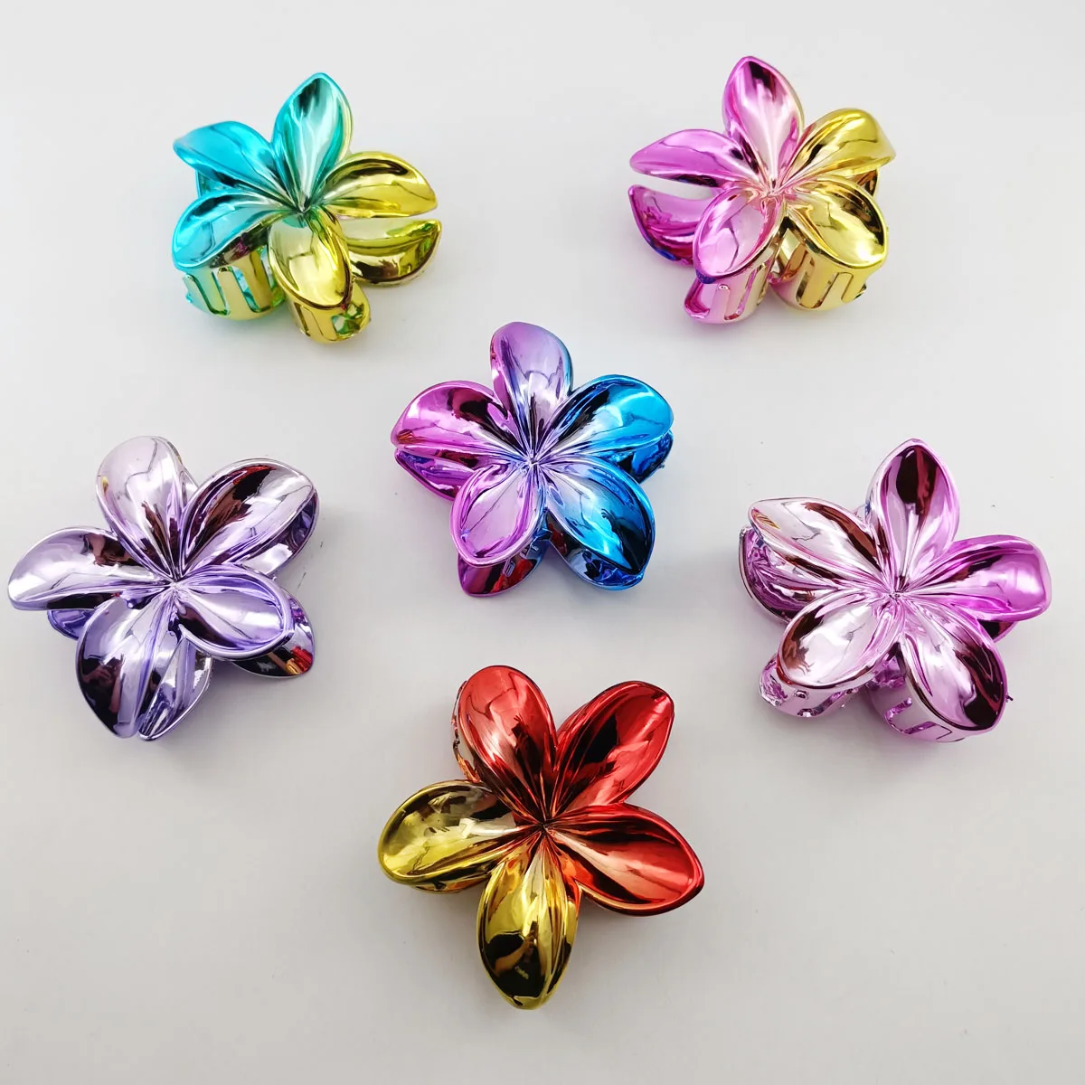 2024 Fashionable GradientFlower Acrylic Hair Clip for Women Sweet Hair Claws Girls Hair Accessories Shark Clip Headdress