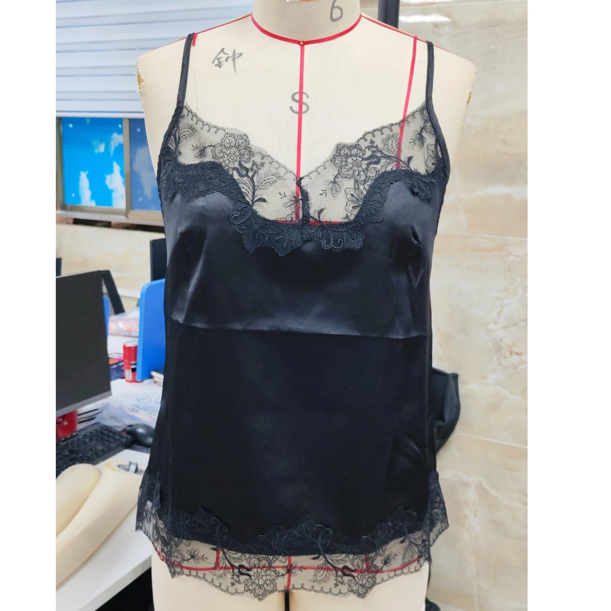 Women's Black Camisole Tops with Delicate Lace Accents Thin Spaghetti Strap Sleeveless Fitted Women Summer Fashion Layering Top