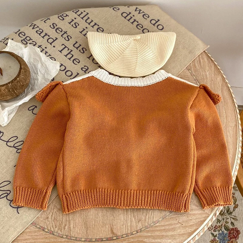 Autumn new baby clothing, 0-2 year old girls, dress style embroidered cotton yarn knitted lace long sleeved cardigan jacket