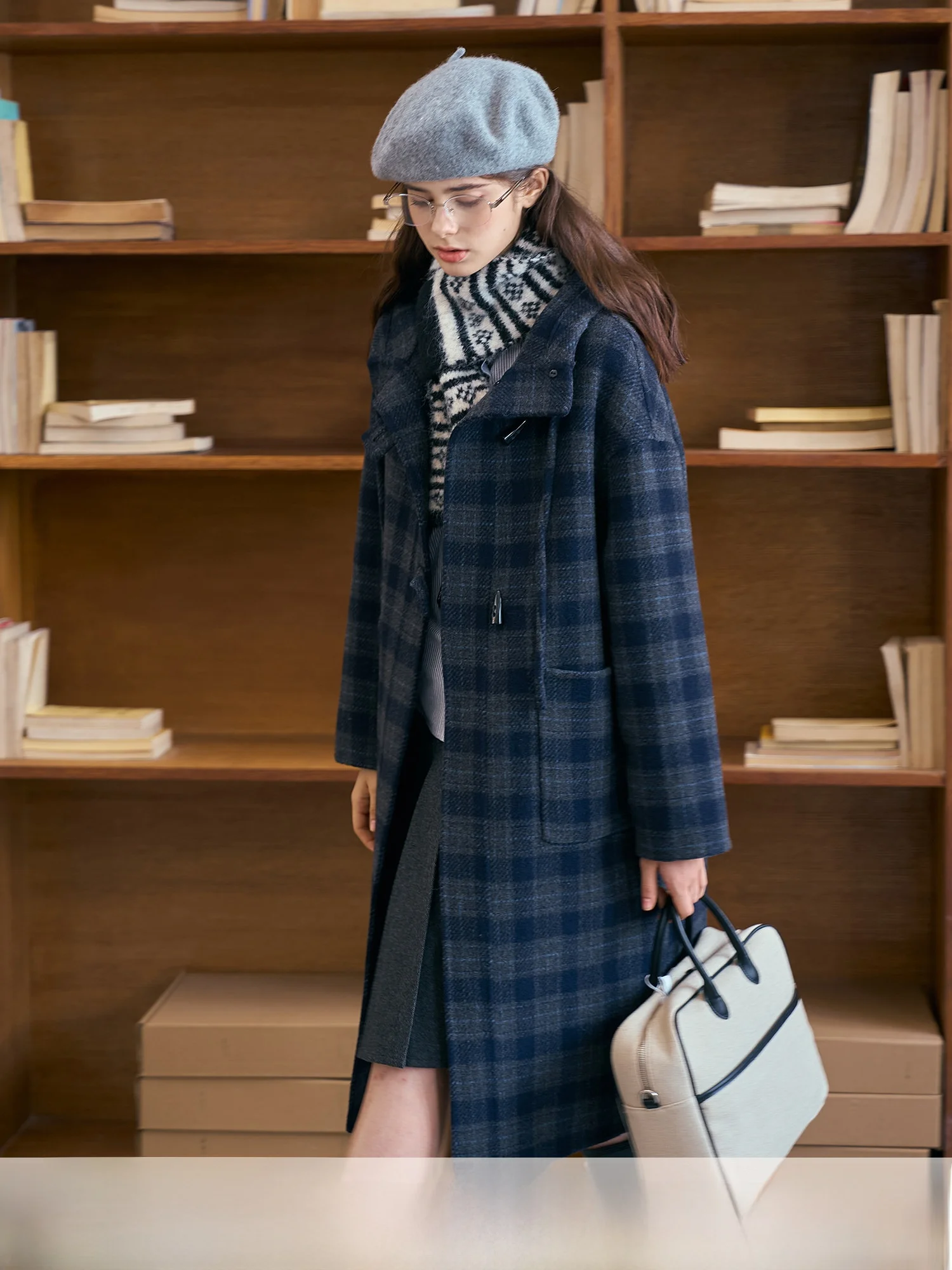 

Double-Faced Woolen Coat with Button Detail i Airline Retro Plaid Design Women's Hooded Coat Long Sve Mid-Length