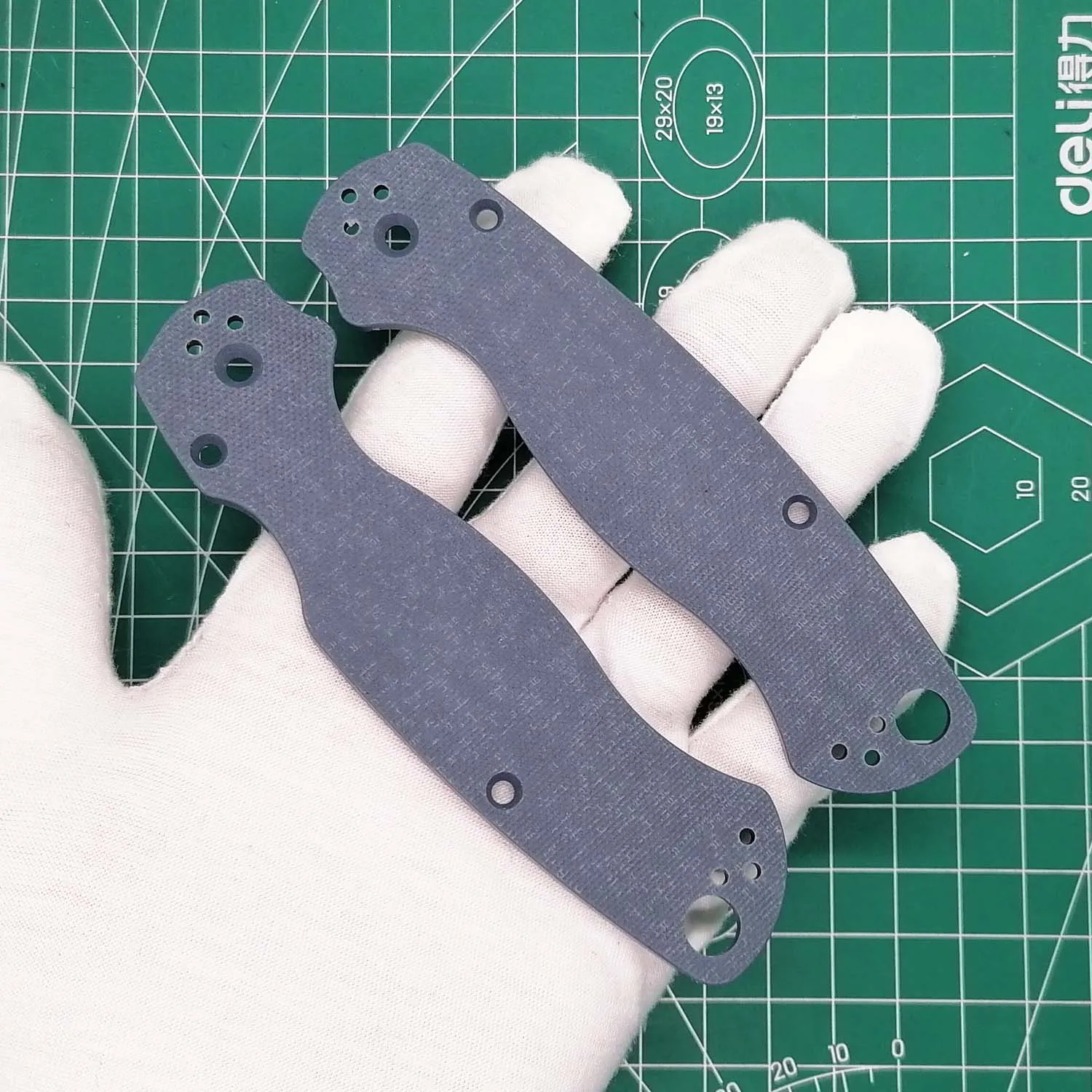 

1 Pair Custom Made G10 Scales Handle for Spyderco Para 2 C81