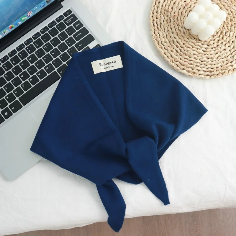 New Fashion 100% Wool Knit Triangular Binder Outer Shawl Women's Autumn and Winter Warm Neck Protection Blue Small Scarf