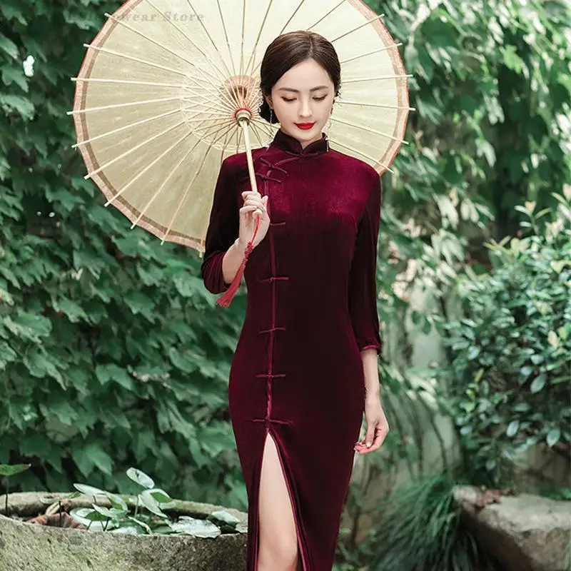 

Ципао большого размера 5XL, осенне-зимнее бархатное платье Cheongsam, сексуальное тонкое платье с высоким разрезом, винтажное платье в традиционном китайском стиле