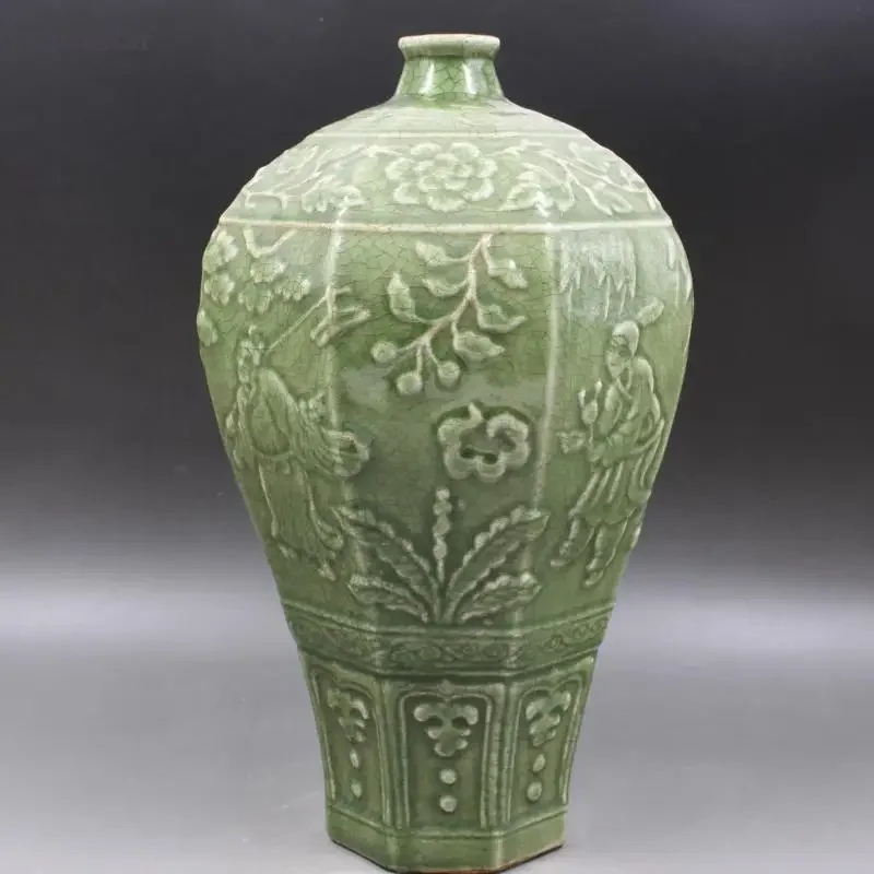 Vintage Green Ceramic Vase Ming Dynasty Engraved Vase Old Man Plum Bottle Imitation Ancient Old Asian Decor Vases Plant Vase