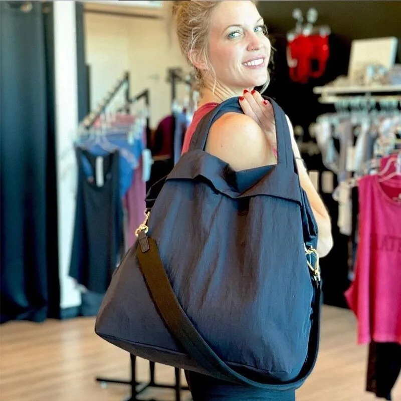 

Simple and Lazy Style Fallow Large Capacity Exercise Fitness Shoulder Bag Women's Large Capacity Crossbody Yoga Handbag