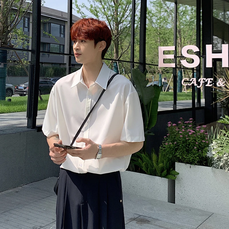 

Premium White Ice Silk Men's irt Summer Thin Loose Fit Trendy ort Sve Hanging Dra Light Maturi Sle Button up