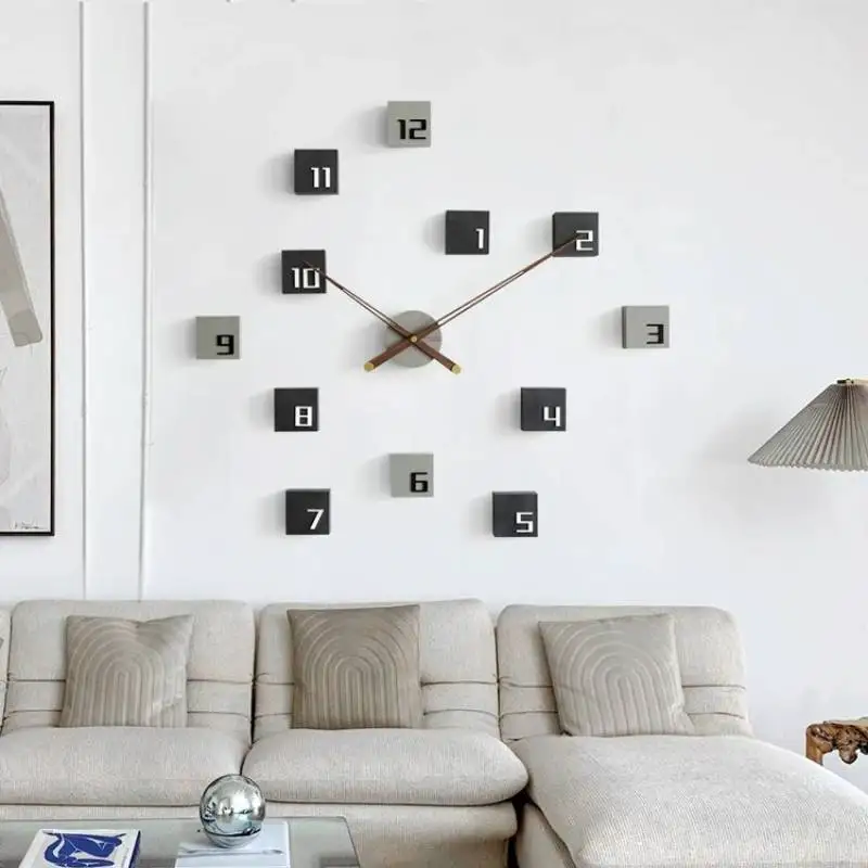 Luxury Temperature Roman Wall Clock Date Retro Silent Nordic Decoration Wall Clock Cozy Bathroom Reloj De Pared Home Decor Items