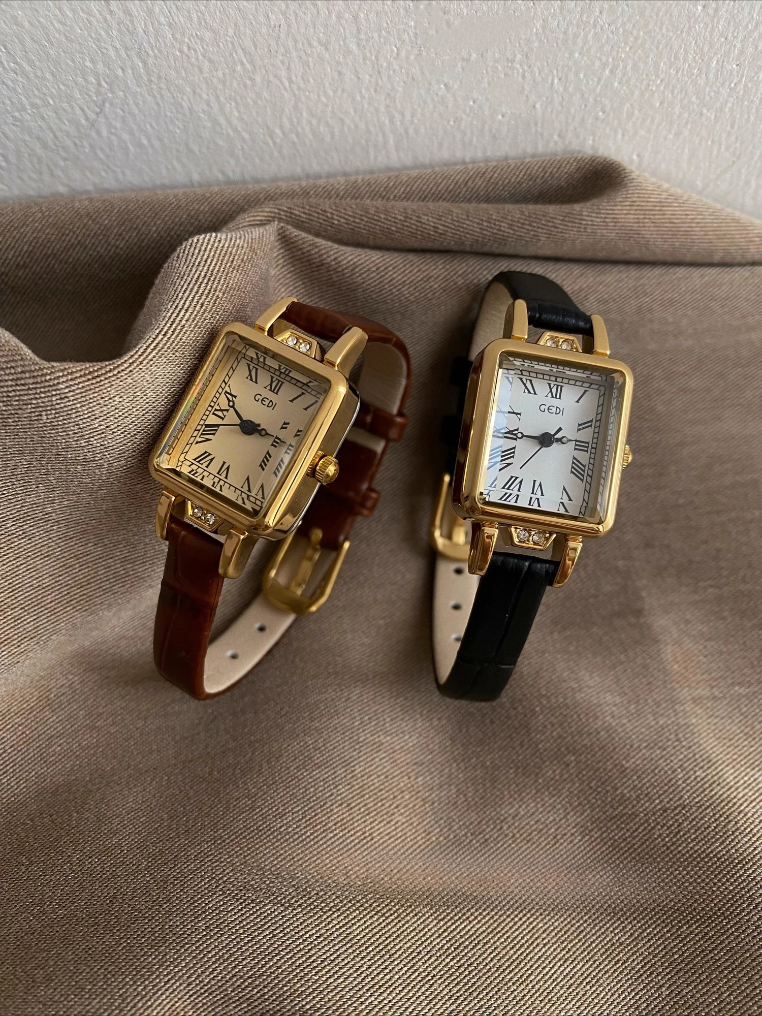 Elegant, understated luxury, fashionable, retro, simple, exquisite, square, compact, versatile women's watch series