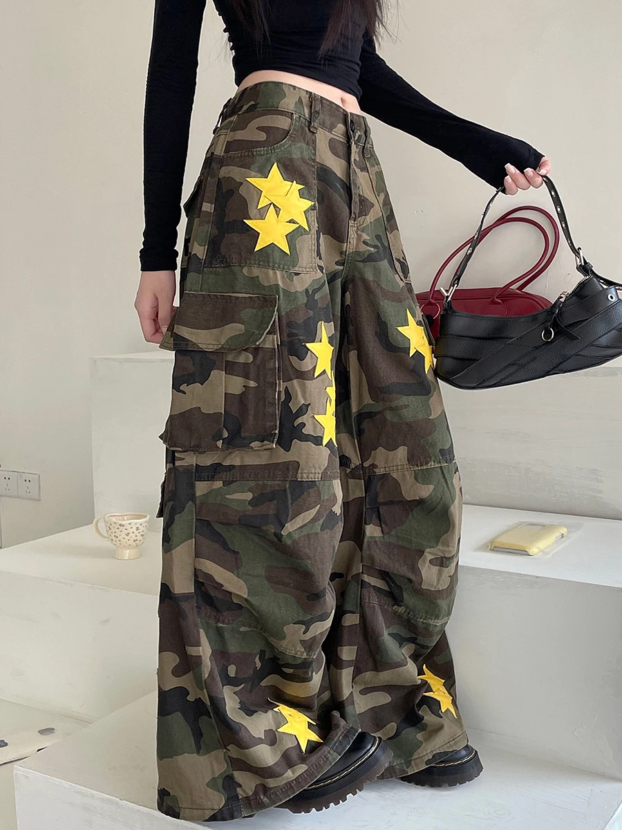 ReddaChic Star Patched Camouflage Cargo Pants Women Flap Pockets Wide Leg High Waist Pleats Baggy Jeans Vintage Grunge Workwear