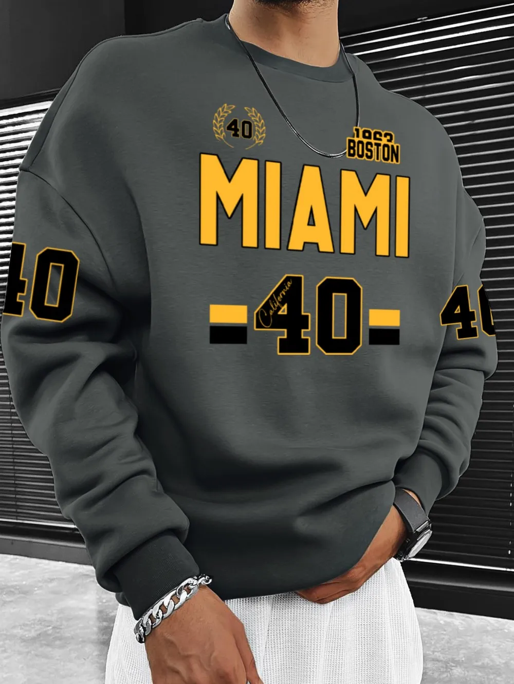 Amerikanisches Retro-Herren-T-Shirt für den Herbst, mit Boston-Motiv, weich und bequem, Rundhalsausschnitt, lange Ärmel, ideal als Sportoberteil für den Außenbereich. – Detail 11