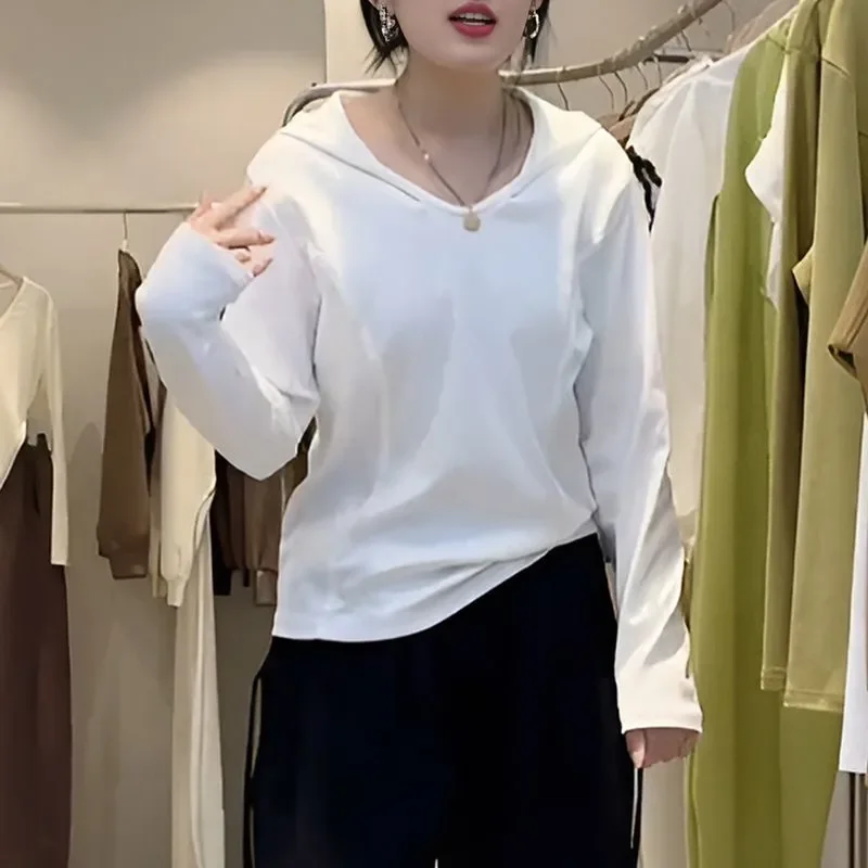 Fishbone Long-sleeved Hooded T-shirt for Women Early Autumn New Loose Slimming Inner Layering Top