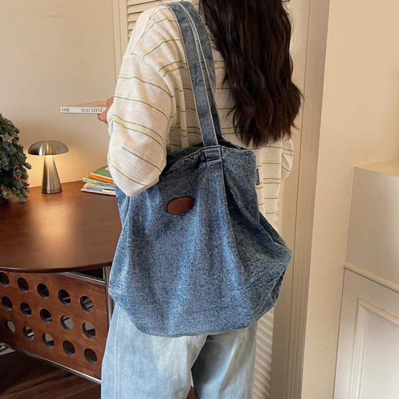 

New Ruched Washed Soft Denim Tote Bag Large Capacity Lazy Style Casual Simple Commuter Bag Versatile Textured Shoulder Tote Bags