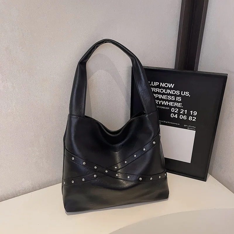 

2025 Winter Big Work Tote for Professionals, Spacious Laptop Bag Multi-functional Shoulder Crossbody, Commuter Bag for Office​