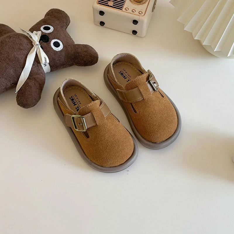 Mocassins de toe redondo infantil, sapato infantil casual, fivela, versátil, respirador, estilo britânico, sapato de couro, novo, moda, 2020