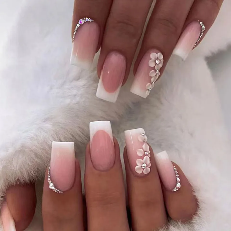 24 piezas de uñas postizas largas en tono nude, forma cuadrada, con 1 pegamento de gel y 1 lima