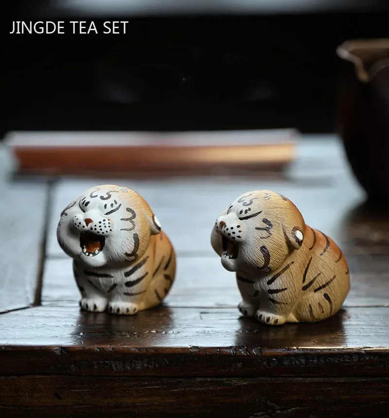 Boutique Tea Pet Ornaments Hand Painted Tiger Model Tea Table Decoration Chinese Yixing Purple Clay Tea Set Accessories