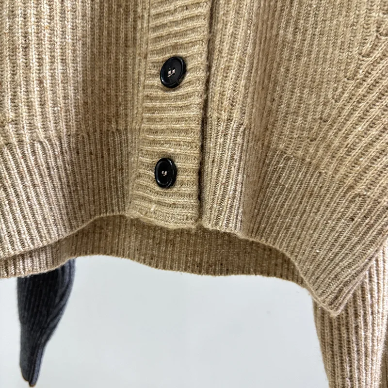 

Женский осенне-зимний новый кашемировый кардиган с цепочкой, куртка-свитер