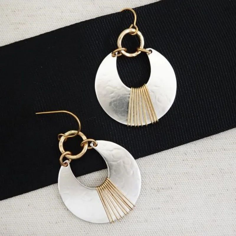 Vintage Two Tone Embossed Fan Shaped Earrings For Women Daily Commuting Party Dangle Earrings Bohemian Style Jewelry