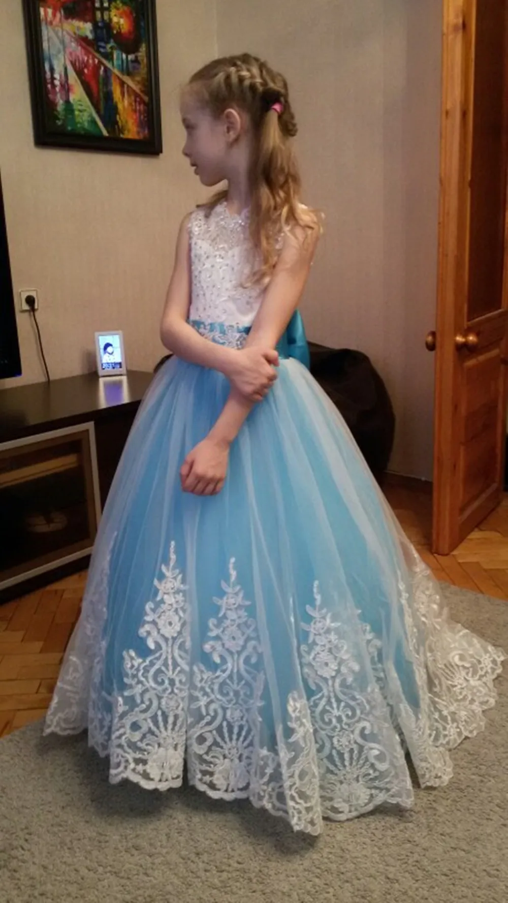 

Flower Girl Dresses With Bow Beaded Crystal Lace Up Applique Ball Gown First Communion Dress for Girls Customized Vestidos Longo