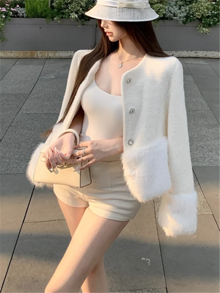 

Элегантная женская осенне-зимняя роскошная бежевая белая куртка знаменитостей, модная шерстяная куртка с круглым вырезом, толстое теплое короткое пальто, верхняя одежда