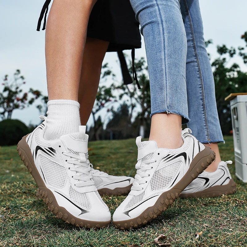 

Extra Wide Toe Men’s Sport Sneakers Soft Elastic Midsole Suede Stitching Non Slip Outdoor Trainers Comfort Casual Shoes For Big